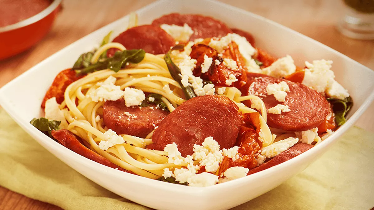 foto da receita Macarrão Especial com Linguiça Paio