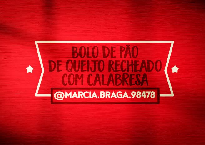 Bolo de pão de queijo recheado com calabresa