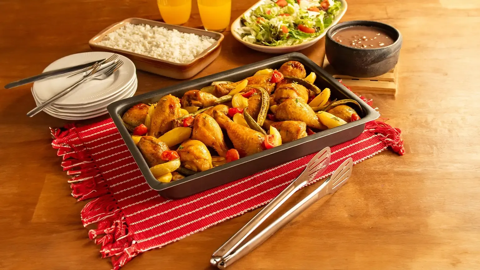 foto da receita Coxa de Frango Assada com Batata e Legumes