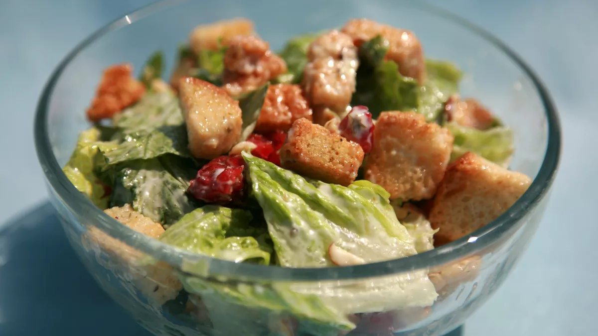 foto da receita Salada Caesar Perdigão