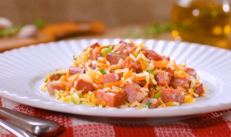 Arroz Frito com Legumes e Linguiça Paio