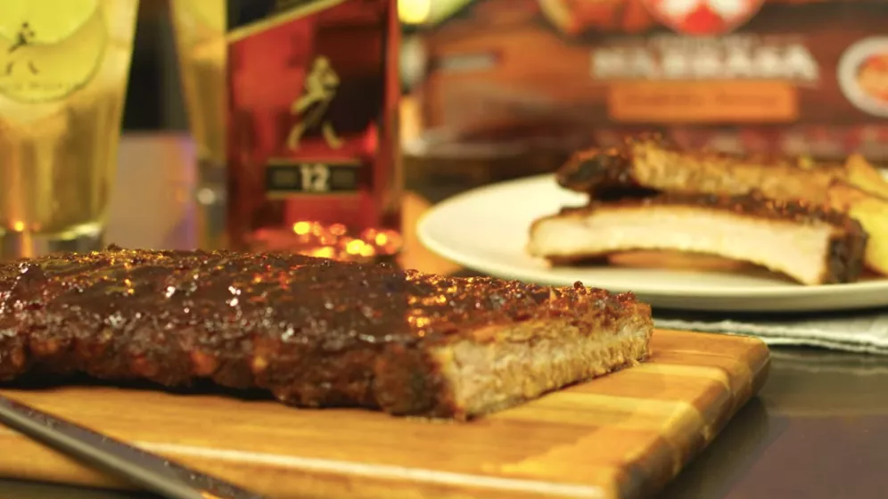 foto da receita Costela Suína Perdigão Na Brasa ao Molho Especial com Toque de Whisky