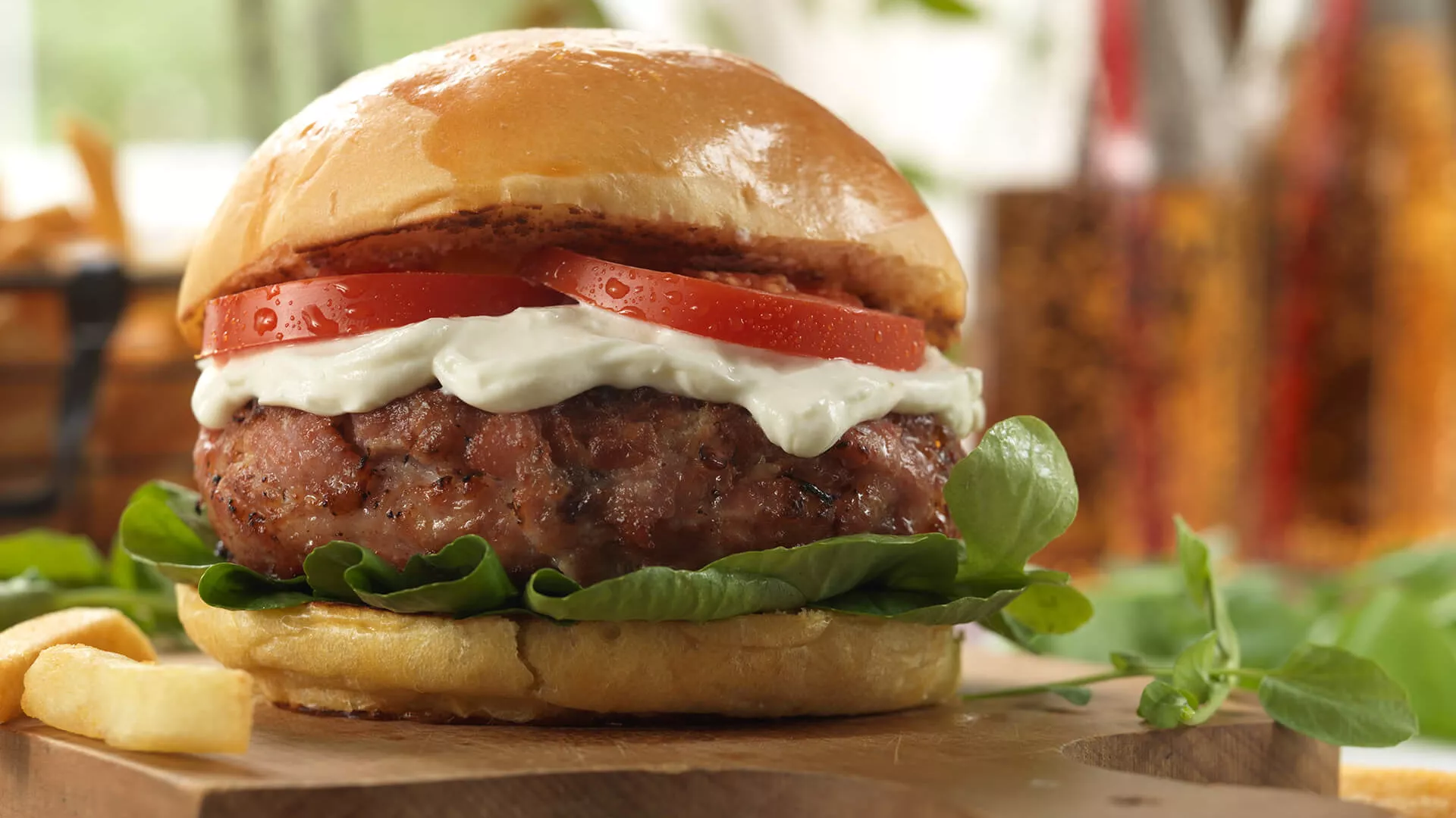 foto da receita Hambúrguer de Linguiça Toscana com Queijo Coalho Perdigão e Cream Cheese