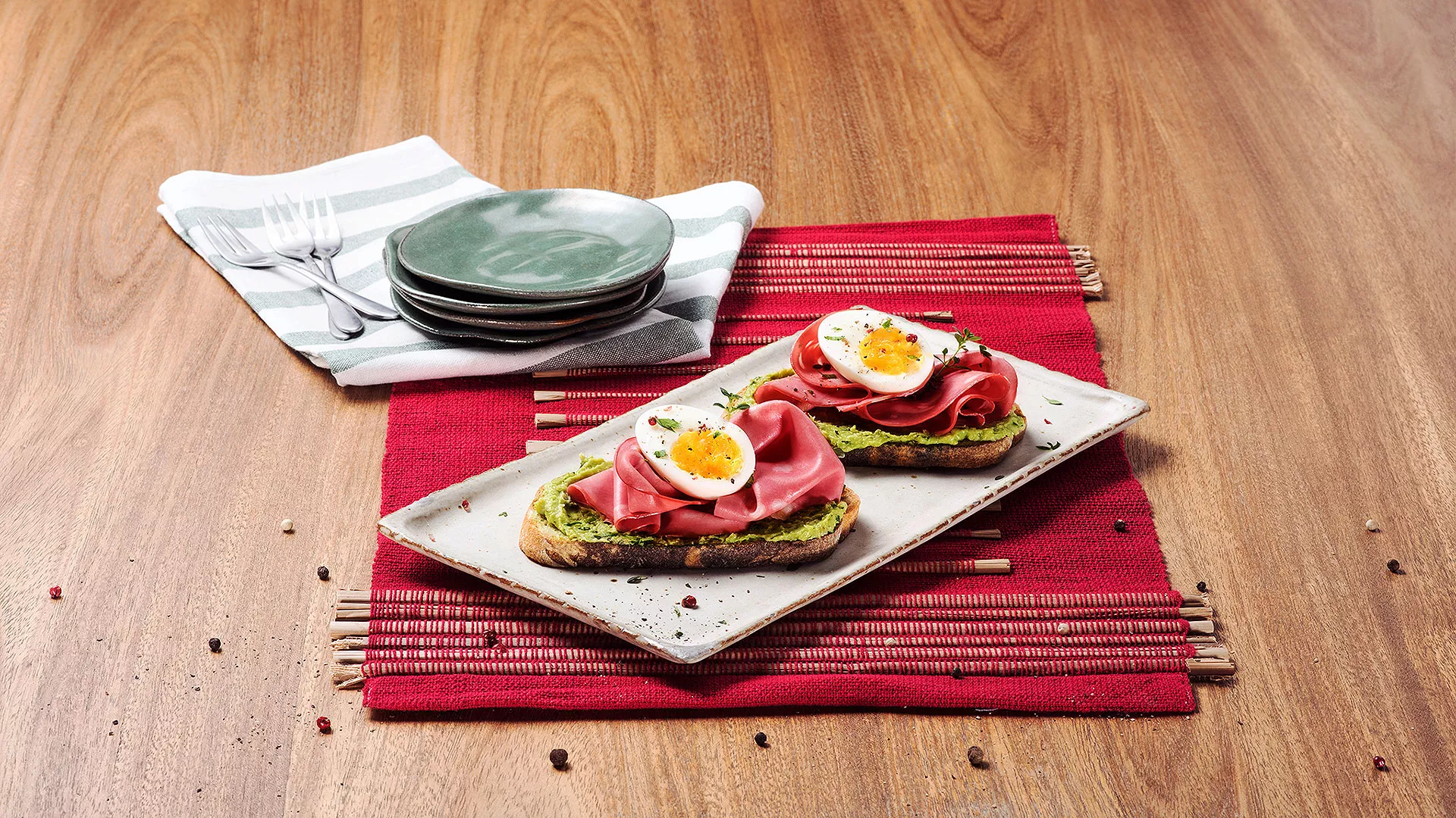 foto da receita Avocado Toast com Mortadela Ouro