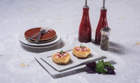 Vol-au-vent de Mortadela Tradicional com Queijo de Minas