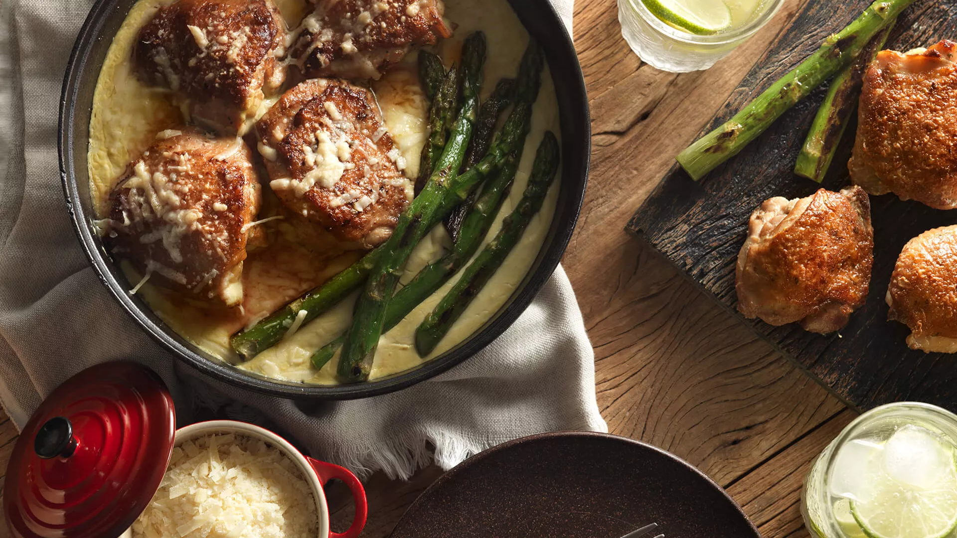 foto da receita Sobrecoxa com Creme de Aspargos