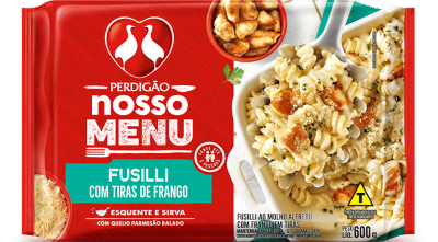 fusilli-ao-molho-alfredo-com-tiras-de-frango-600g