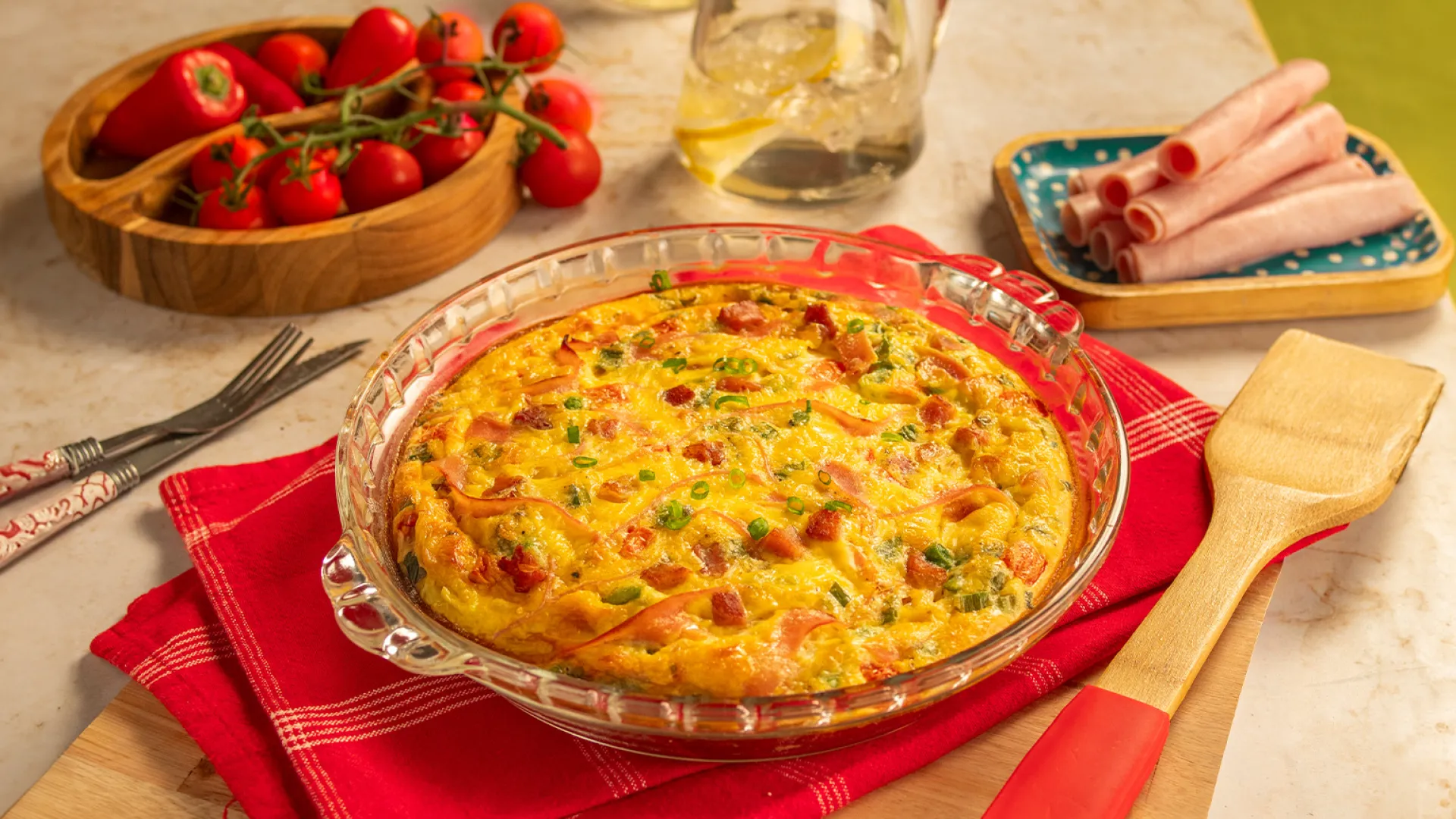 foto da receita Omelete de Forno com Bacon e Presunto