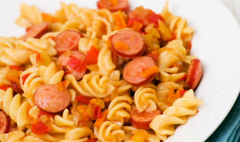 Fusilli com Salsicha ao Molho de Limão