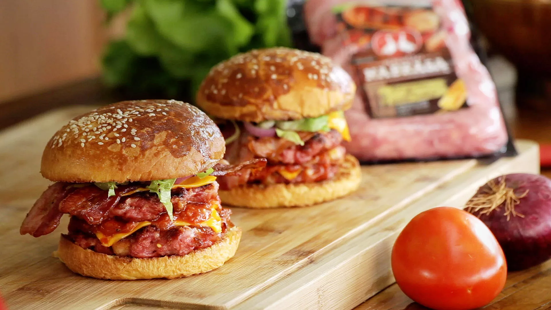 foto da receita Hambúrguer de Linguiça com Queijo Coalho