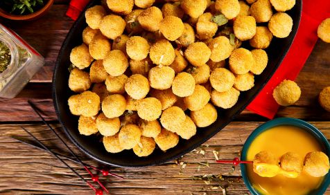 Chicken Popcorn com Molho de Iogurte com Mostarda e Mel
