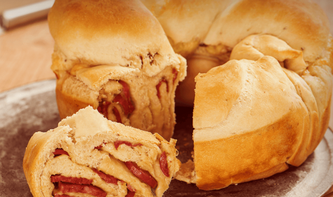 Pão de Linguiça Calabresa Trançado