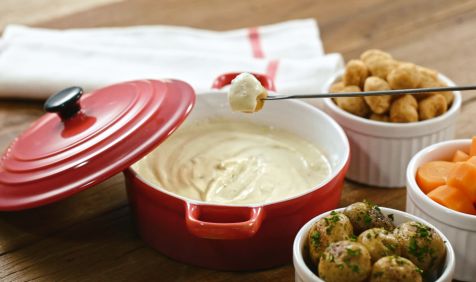 Mini Fondue de Chicken Popcorn