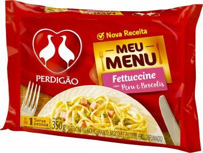 fetuccini-com-peru-e-brocolis