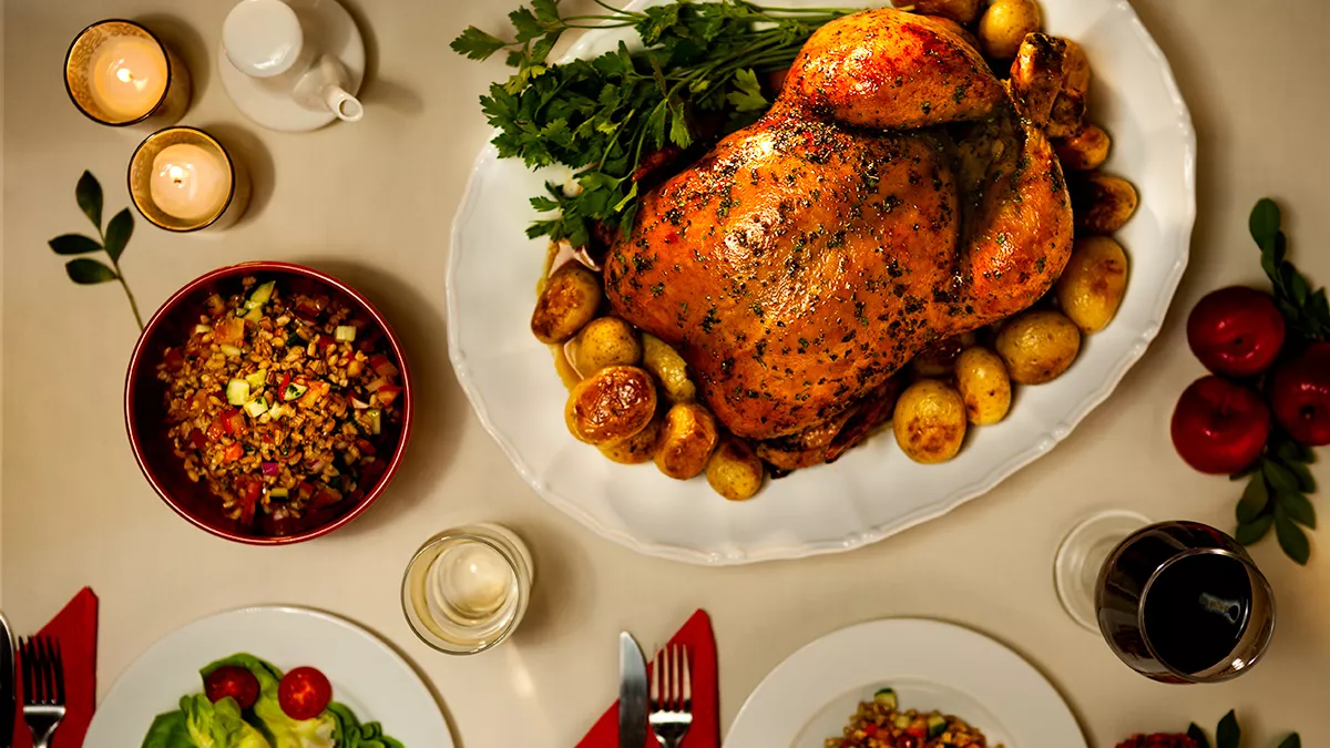 foto da receita Chester Azeite e Ervas com Salada de Cevadinha