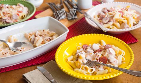 Penne Cremoso com Linguiça Fininha Defumada