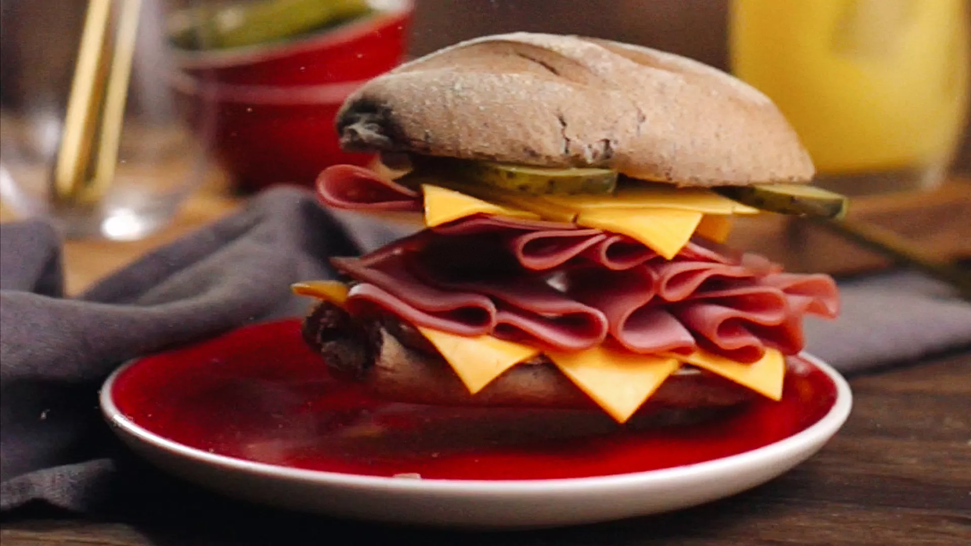 foto da receita Sanduíche Australiano de Mortadela Ouro