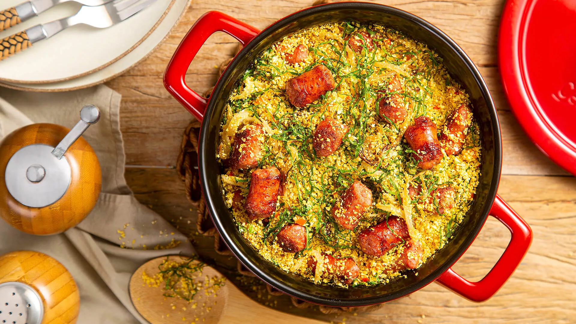 foto da receita Farofa de Linguiça Calabresa Fininha Apimentada Perdigão na Brasa