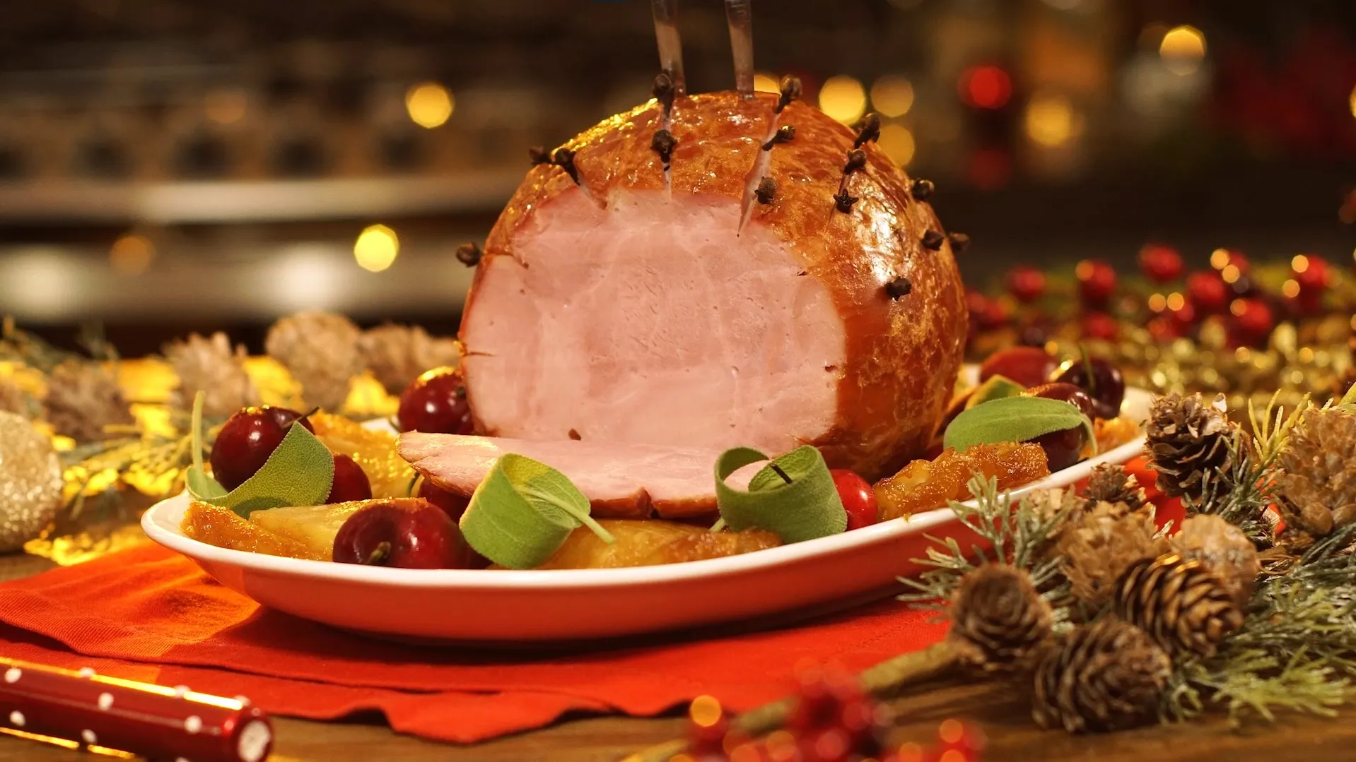 foto da receita Tender Suíno Perdigão Decorado com Abacaxi