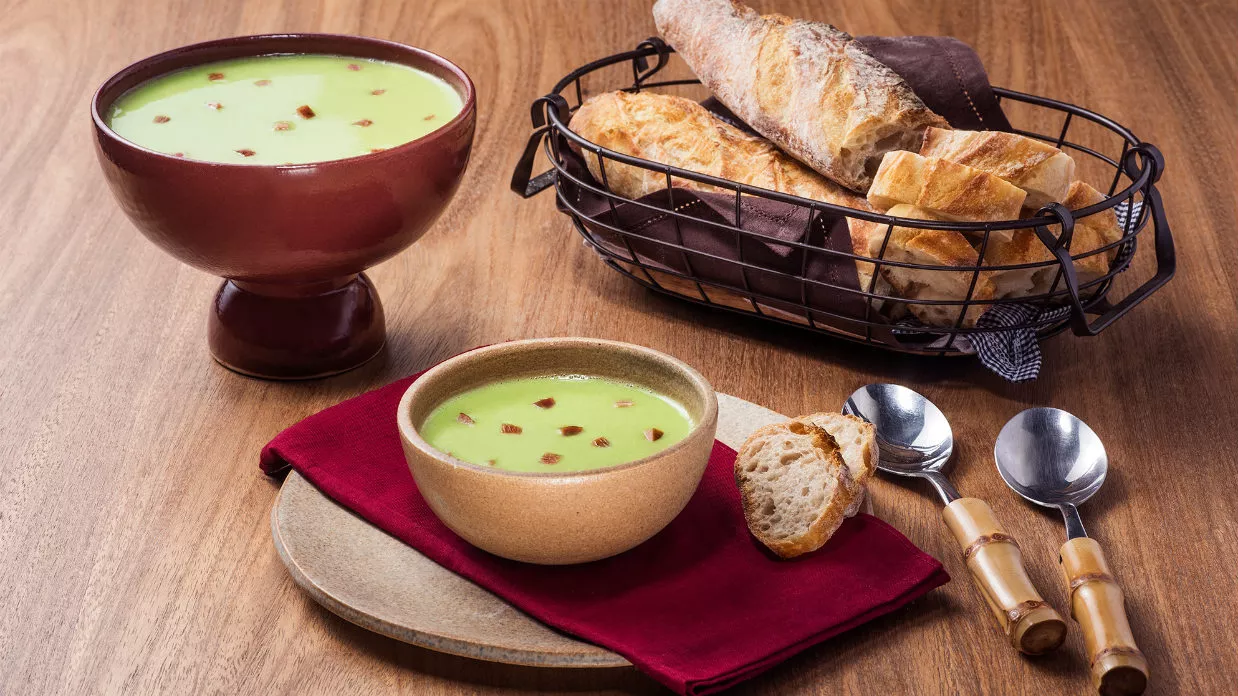 foto da receita Creme de Ervilha com Linguiça Portuguesa