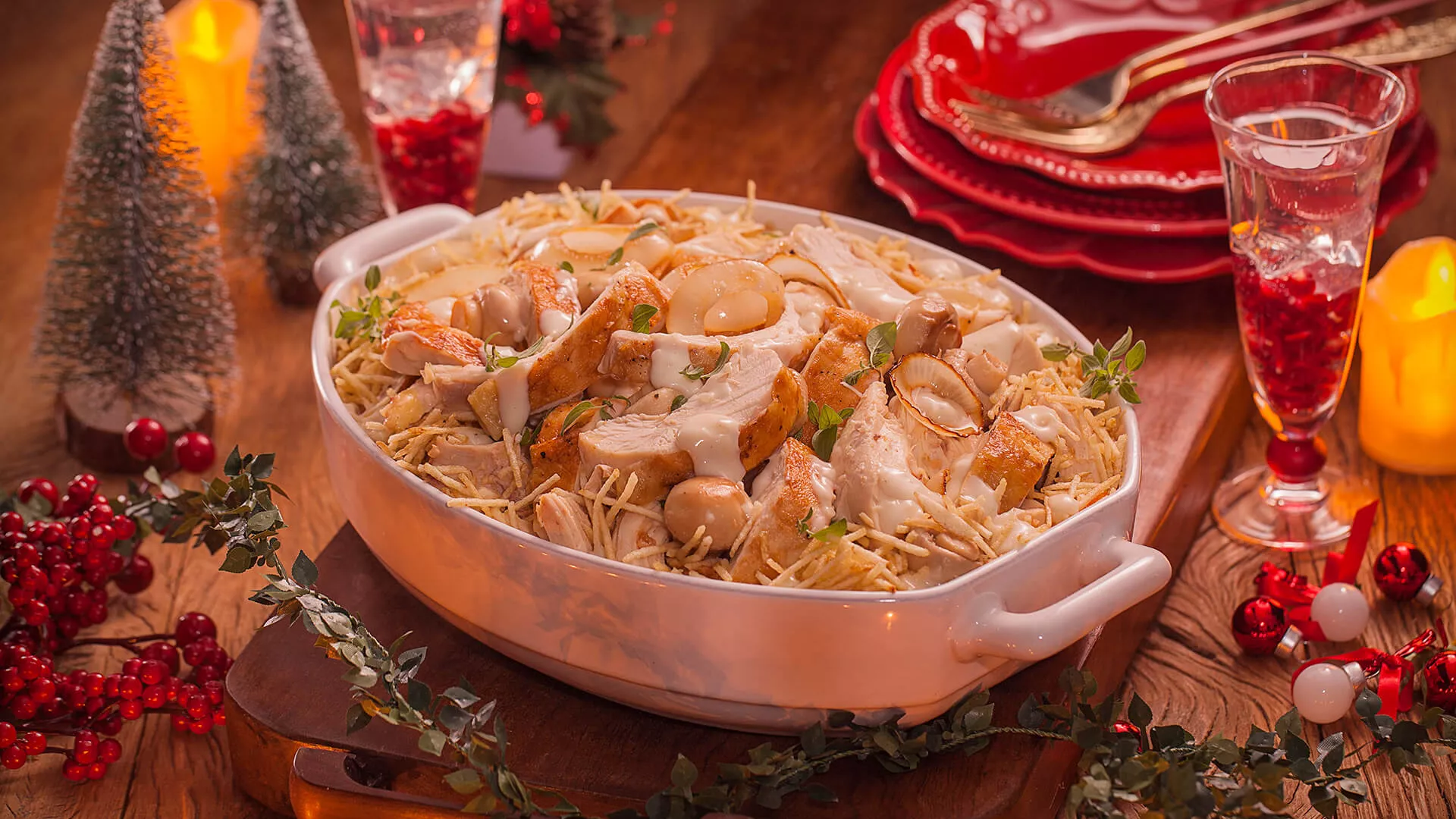 foto da receita Chester com Cogumelos e Batata Palha