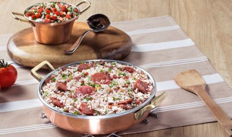 Arroz com linguiça defumada