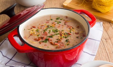 Sopa de Feijão com Linguiça Mista