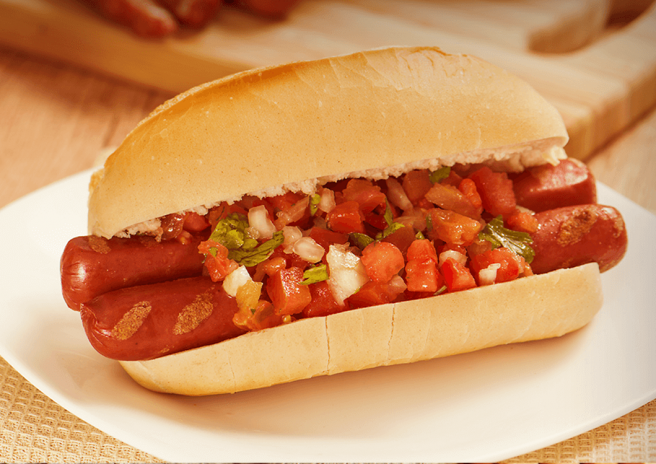 Sanduba de Linguiça Fininha com Vinagrete