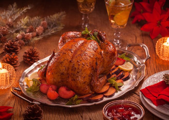 Chester Recheado com Ricota e Calda de Ameixa Fresca