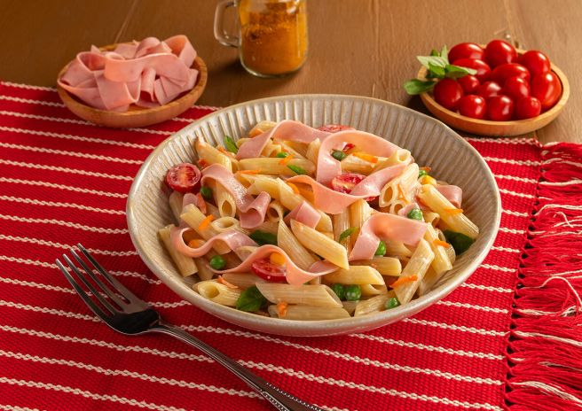 Salada de Macarrão com Presunto
