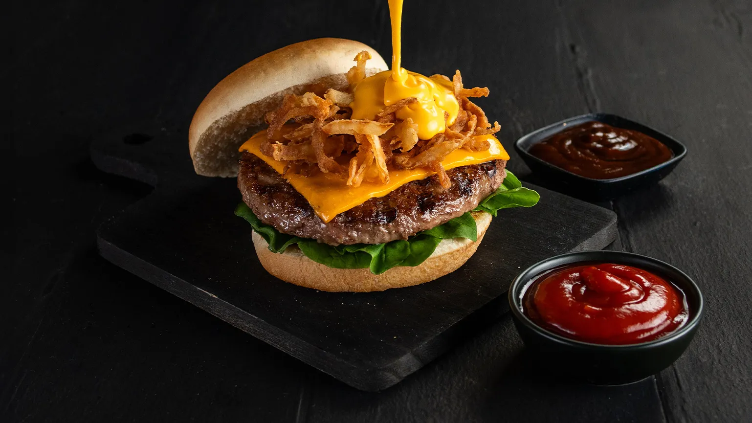 foto da receita Barbecue Fried Onion Burguer de Costela