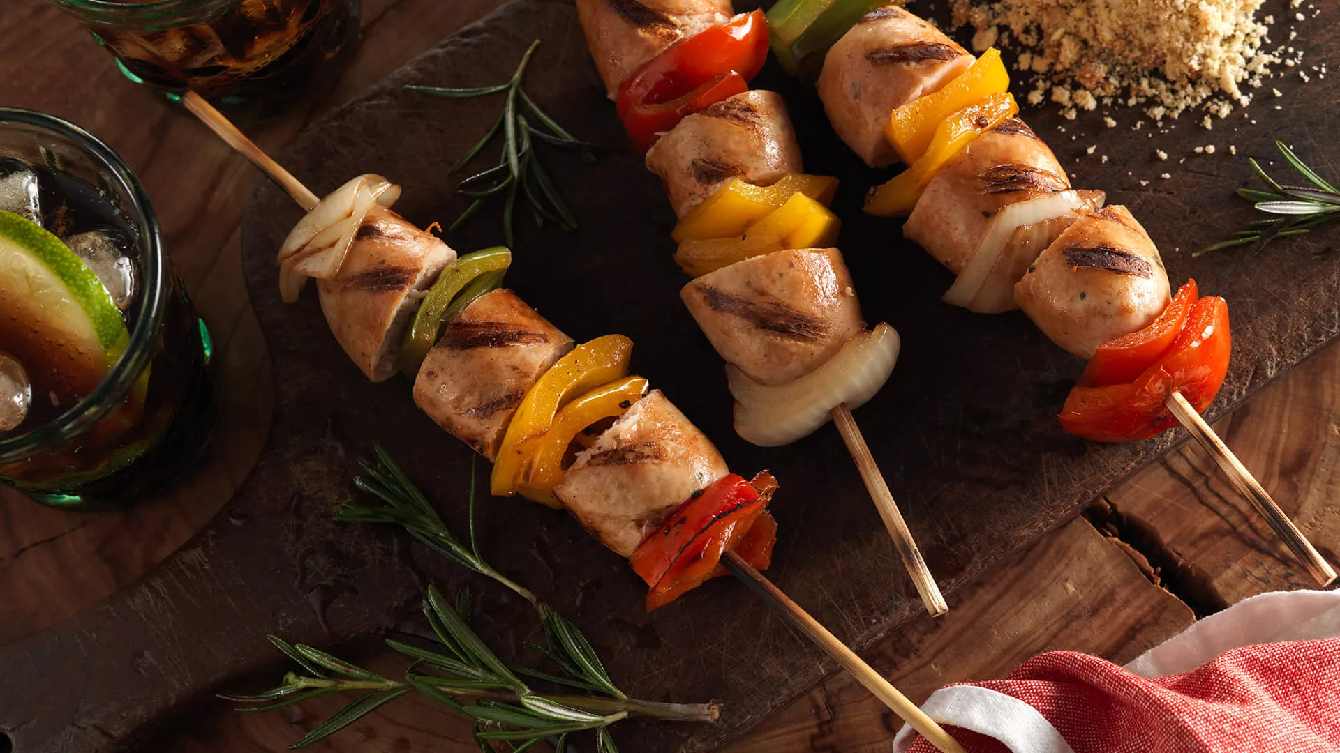 foto da receita Linguiça de Frango Perdigão no Espeto com Pimentão e Cebola